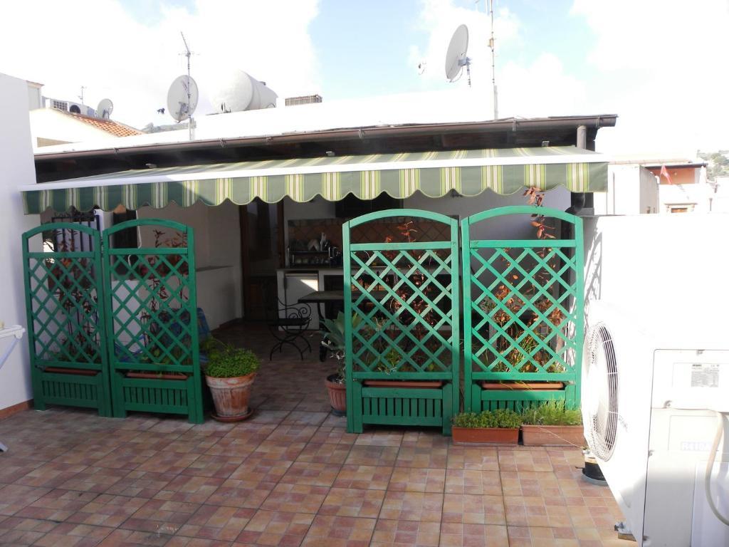 Case Vacanze Albamarina Lipari Szoba fotó